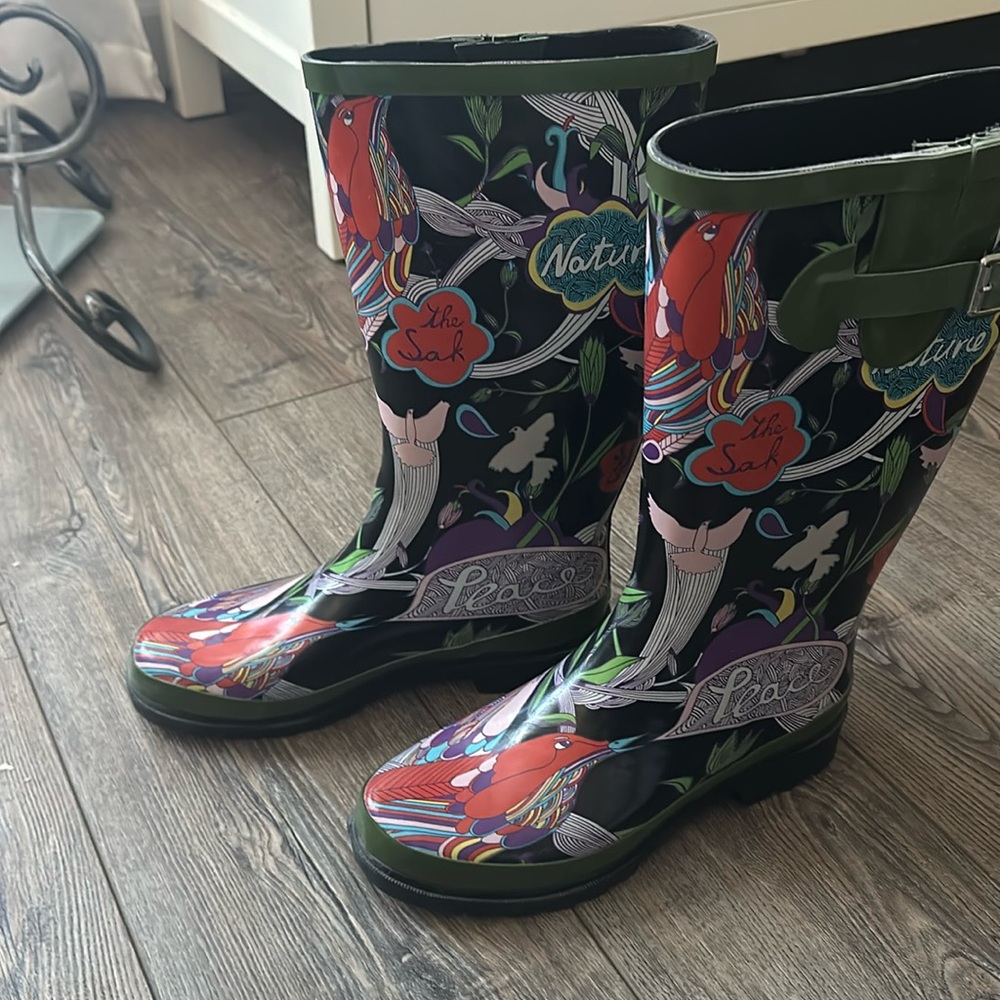 Rain boots